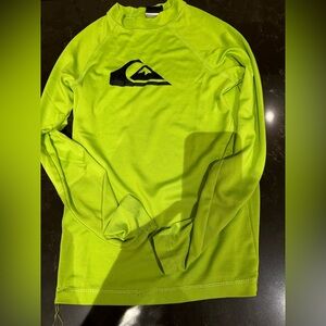Quiksilver Boys SIZE 8 Youth Lime Green & Black Athletic Board Shirt
